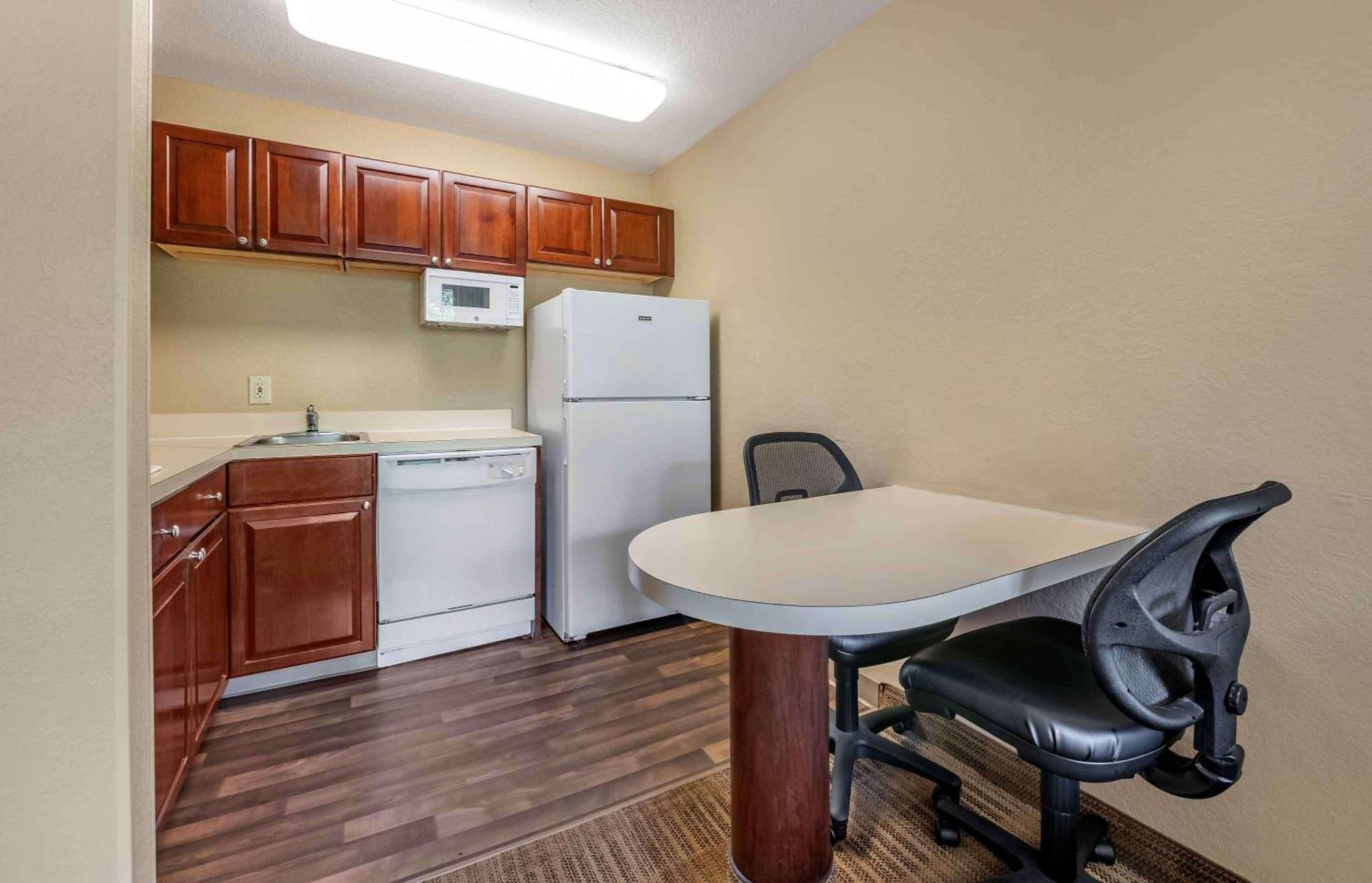 Extended Stay America Select Suites - Austin - Northwest - Research Park Экстерьер фото
